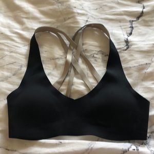 Laser focused bra. Lululemon